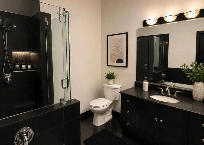 Modern 2br Retreat Parking + Patio *
