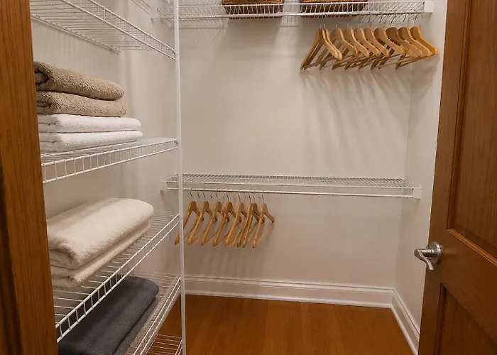 Ferienhaus Modern 2br Retreat Parking + Patio Chicago